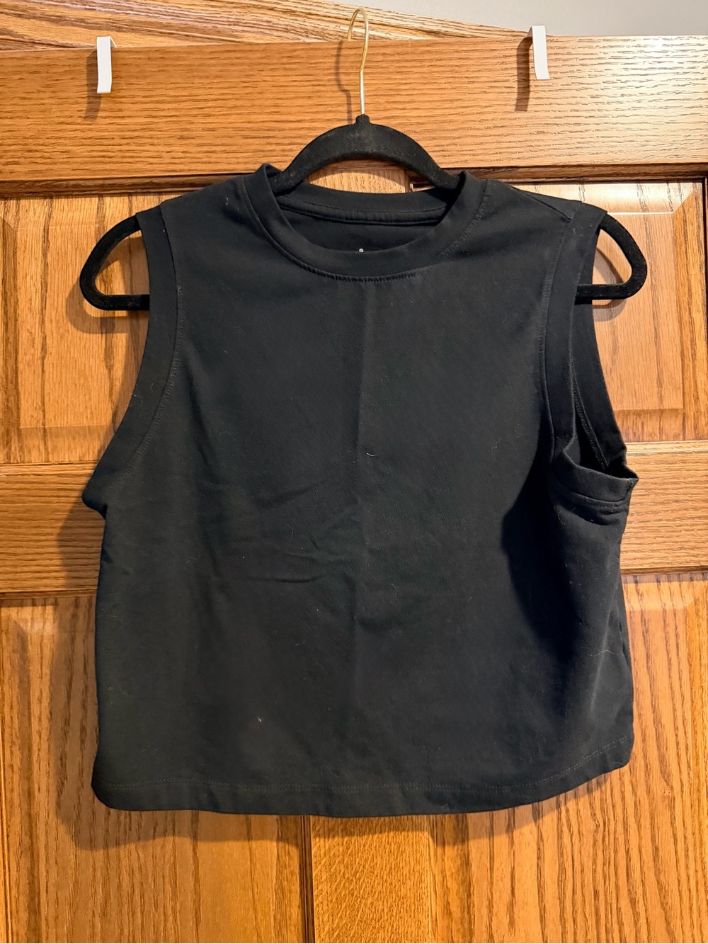 Black Sleeveless Crop Top